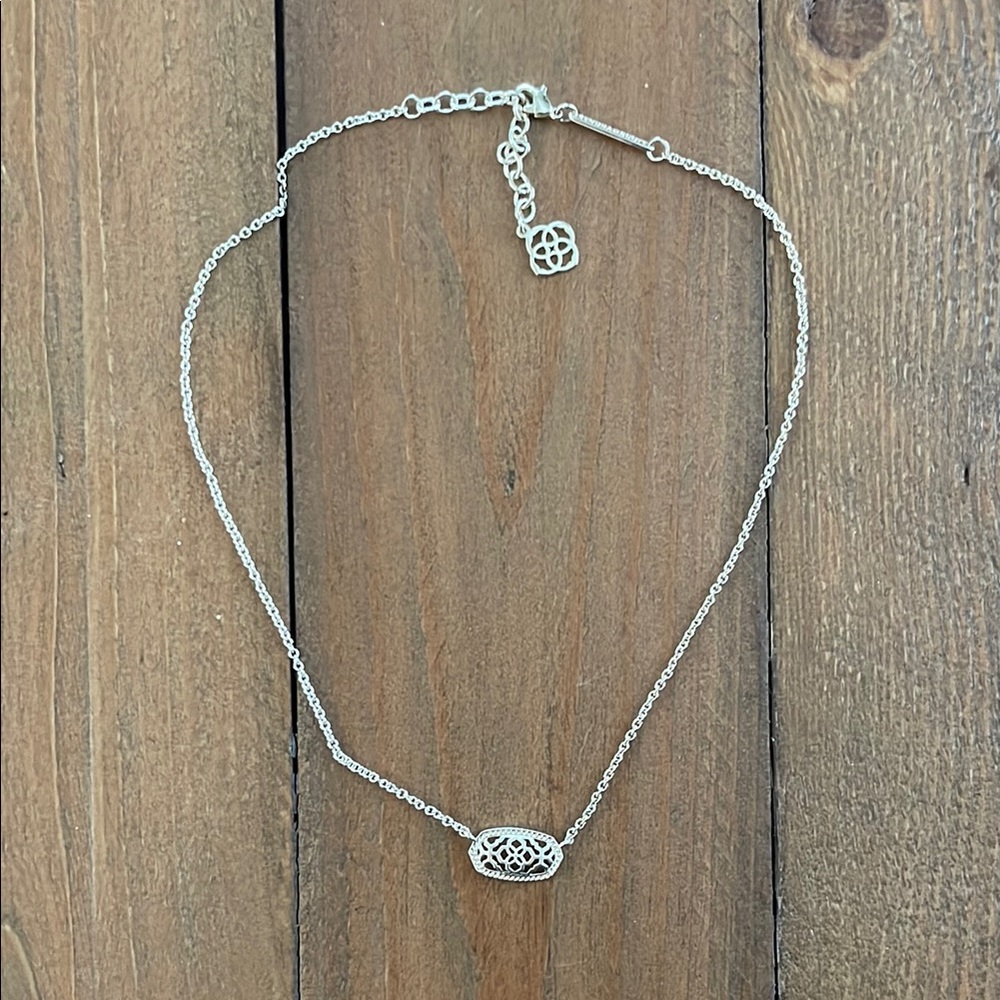 Kendra Scott Light Gold Filigree Pendant
Necklace
